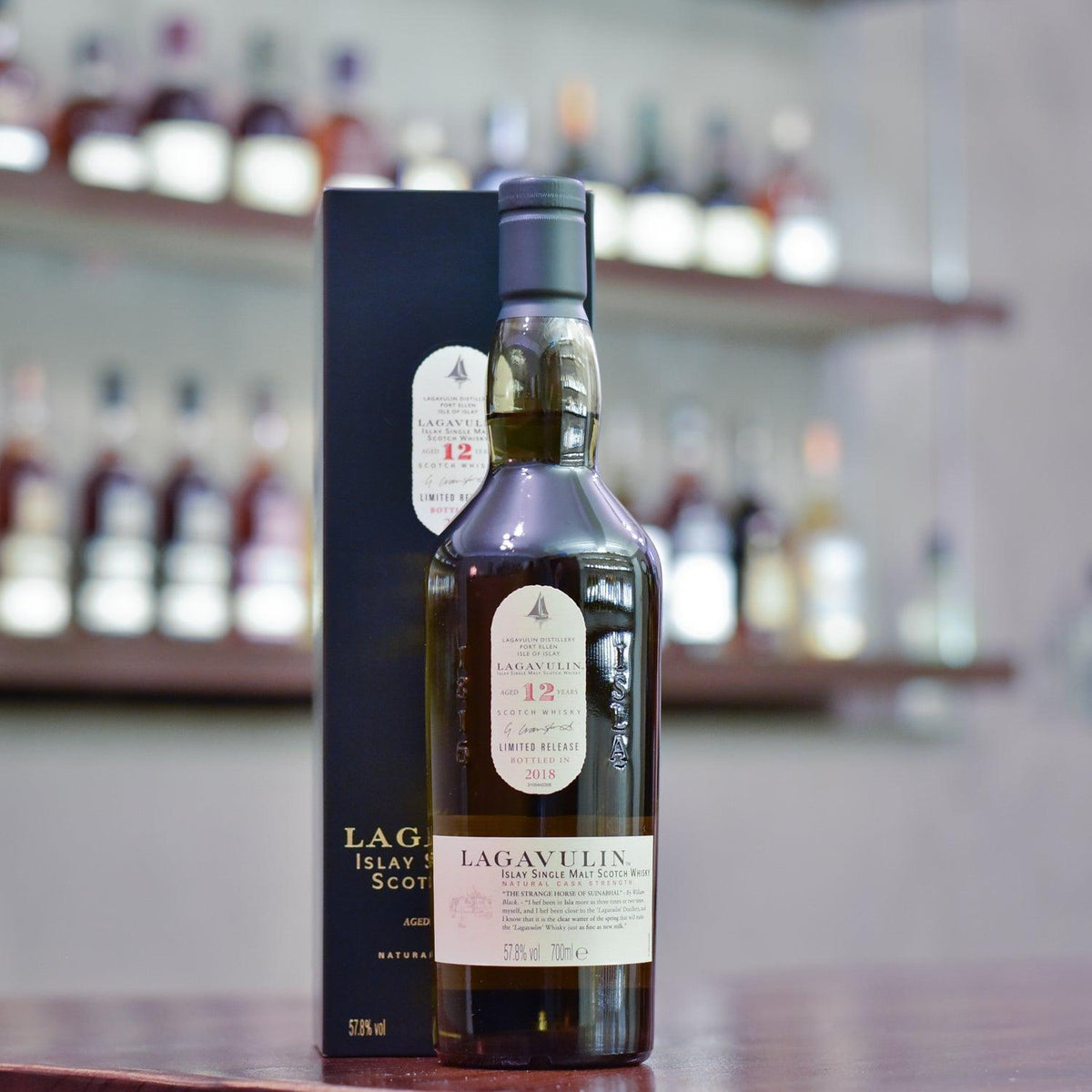 Lagavulin 12 Year Old Cask Strength 2018 - The Rare Malt