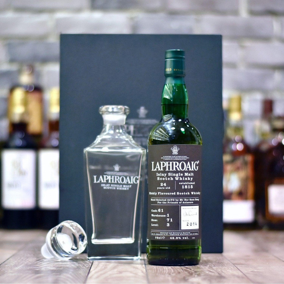 Laphroaig 24 Year Old for Her Soon Seng Cask 61 - The Rare Malt